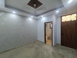 Room in 2 BHK Builder Floor at Malviya Nagar – for Sale