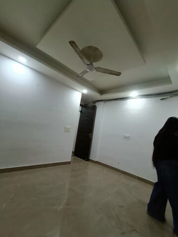 Furnished Amenities in 2 BHK Builder Floor at Malviya Nagar – for Sale