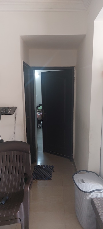 Furnished Amenities in 3 BHK Apartment at Paramount Floraville, Sector 137 – for Sale
