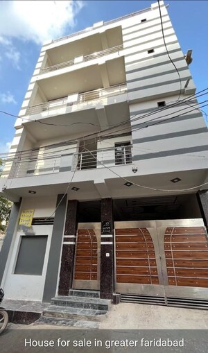 6+ BHK Independent House For Sale in Raghunandan Rama Garden, Sector 89