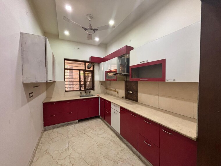 Kitchen, raghunandan-rama-garden 6+ Bedroom 200 Sq.Yd. Independent House In Sector 89 Faridabad 8875403