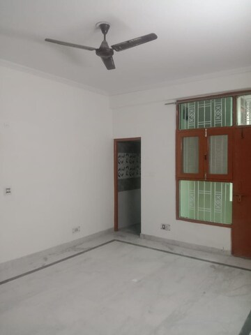 Room in 3 BHK Independent House at RWA Apartments Sector 47, Sector 47 – for Rent