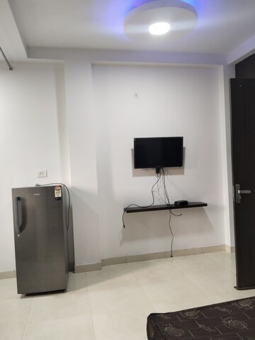 Furnished Amenities in 1 RK Builder Floor at Sector 54 – for Rent