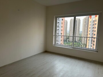 Room in 3 BHK Apartment at Sobha City Gurgaon, Sector 108 – for Rent