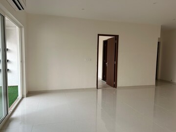 Room in 4 BHK Apartment at Shapoorji Pallonji Joyville Gurgaon, Sector 102 – for Rent