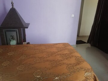 Room in 3 BHK Apartment at Omaxe Heights, Sector 86 – for Rent