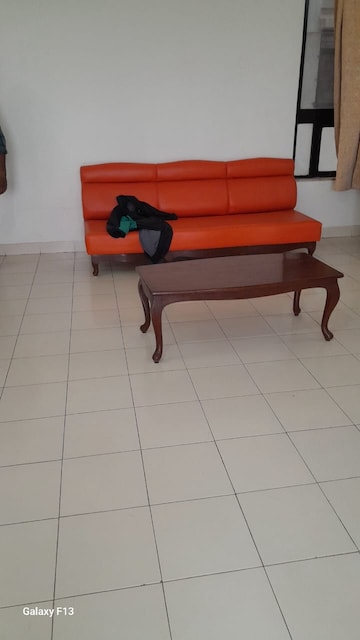 Master Bedroom in 2 BHK Apartment at Wanowrie – for Rent