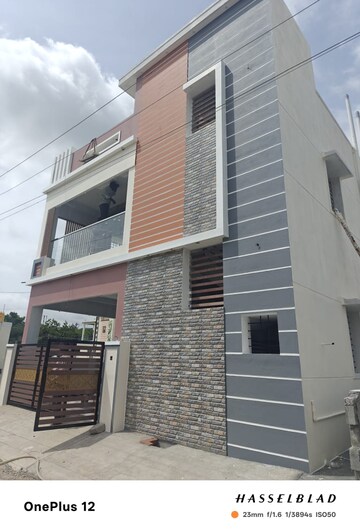 4 BHK Independent House For Sale in Bathlapalli