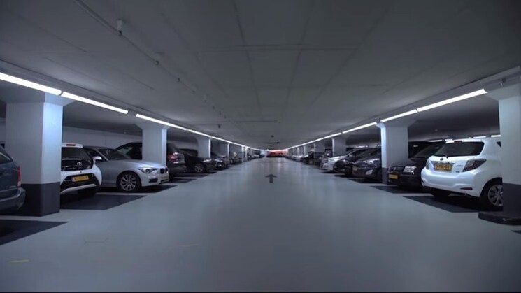  Parking, lodha-supremus-worli Commercial Office Space 2380 Sq.Ft. In Worli Mumbai 8875636