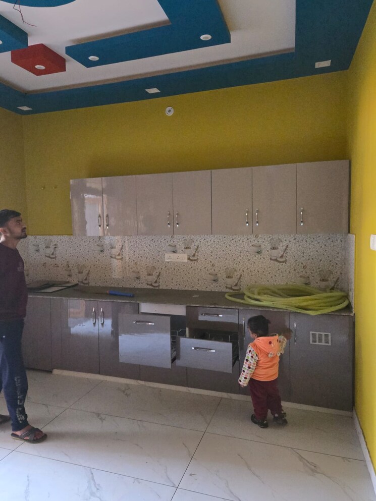 undefined, gomti nagar 3 Bedroom 1500 Sq.Ft. Apartment In Gomti Nagar Lucknow 8875729