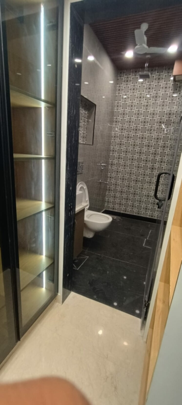 Bathroom, lajpat nagar 4 2 Bedroom 900 Sq.Ft. Builder Floor In Lajpat Nagar 4 Delhi 8875719