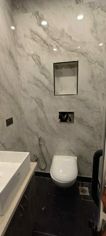 Bathroom in 2 BHK Builder Floor at Lajpat Nagar 4 – for Rent