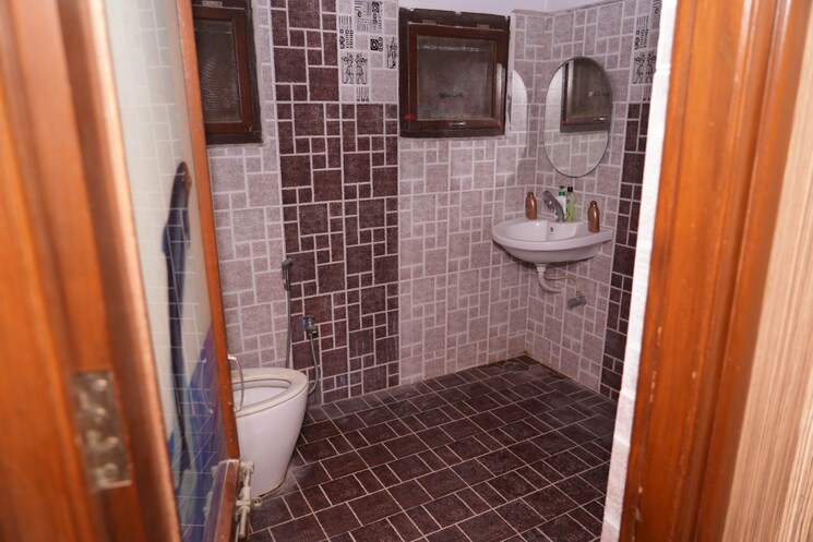 Bathroom, alwal 4 Bedroom 4800 Sq.Ft. Independent House In Alwal Hyderabad 8875735