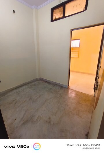 Room in 2 BHK Builder Floor at Tagore Garden – for Rent