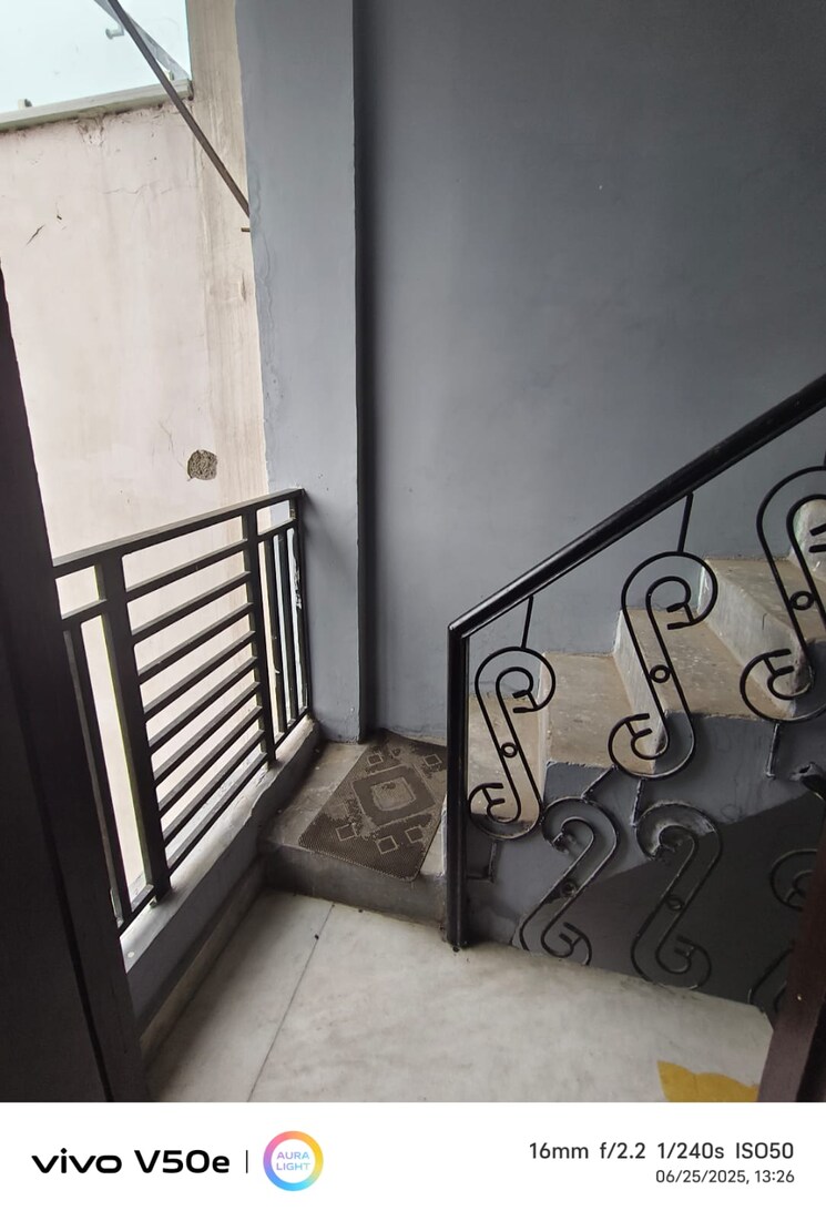 Living Room, tagore garden 2 Bedroom 120 Sq.Yd. Builder Floor In Tagore Garden Delhi 8875802