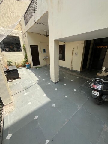 Master Bedroom in 2 BHK Independent House at Sector 21c – for Rent