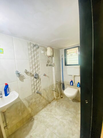 Bathroom in 2 BHK Apartment at Kandivali East – for Rent