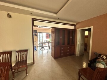 Room in 3 BHK Apartment at Sai Balaji Lemon Tree, Kempapura – for Rent