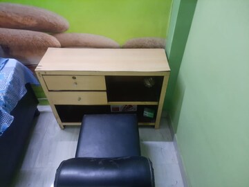 Furnished Amenities in 1 BHK Builder Floor at Khirki Extension – for Rent