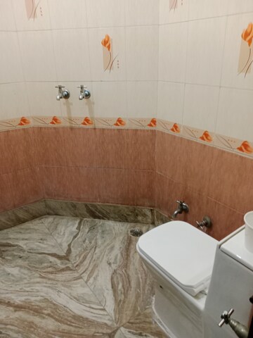 Bathroom in 3.5 BHK Builder Floor at Sector 13 – for Rent
