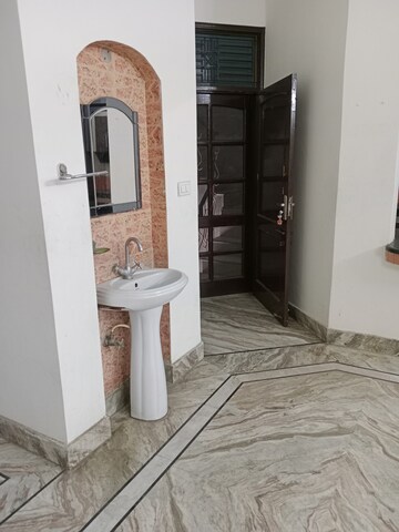 Bathroom in 3.5 BHK Builder Floor at Sector 13 – for Rent