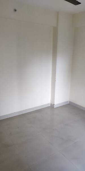 Room in 3 BHK Apartment at Galaxy North Avenue ll, Gaur City 2 – for Sale