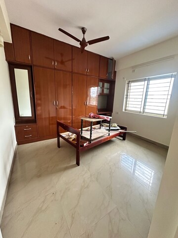 Bedroom in 3 BHK Apartment at Sai Balaji Lemon Tree, Kempapura – for Rent
