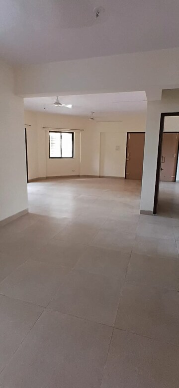 Room in 4 BHK Apartment at AWHO Tucker Vihar, Hadapsar – for Rent