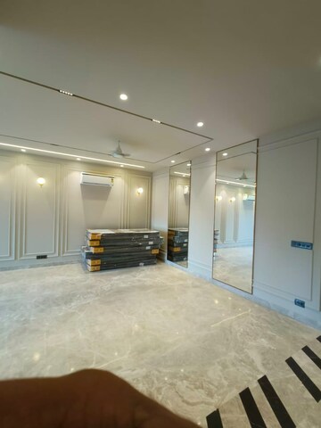 Parking in 4 BHK Apartment at Boutique Residential Apartments A-15 19, Vasant Vihar – for Sale