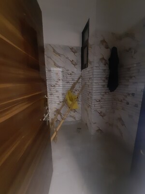 Attached Bathroom in 2 BHK Builder Floor at Ankur Vihar – for Sale