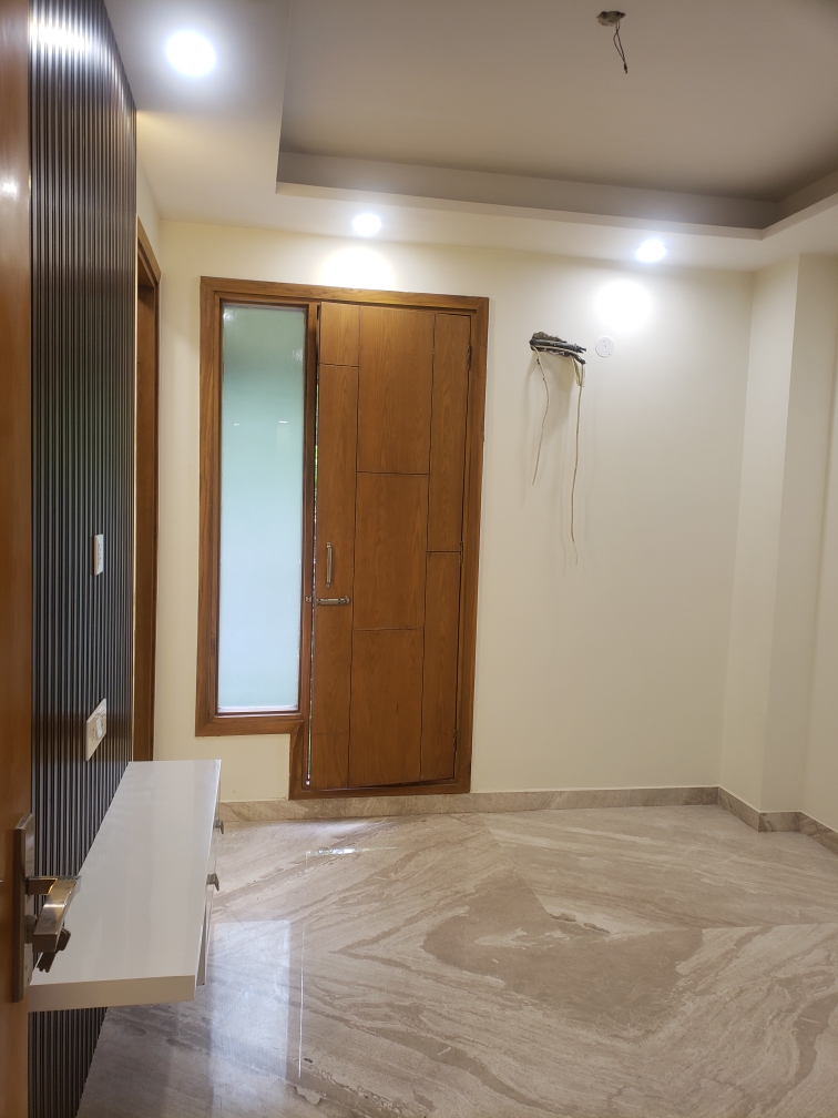 2 BHK Builder Floor For Rent in Janakpuri