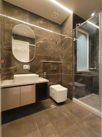 Bathroom in 4 BHK Apartment at Boutique Residential Apartments A-15 19, Vasant Vihar – for Sale