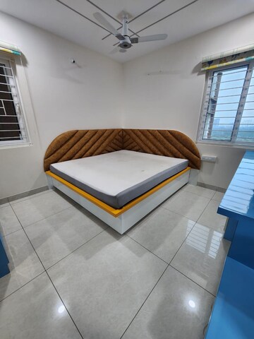 2 BHK Apartment For Rent in Aparna Sarovar Zicon, Nallagandla