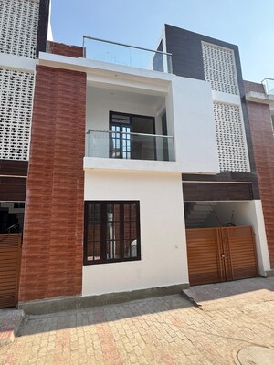 2 BHK Independent House For Sale in Faizabad Road