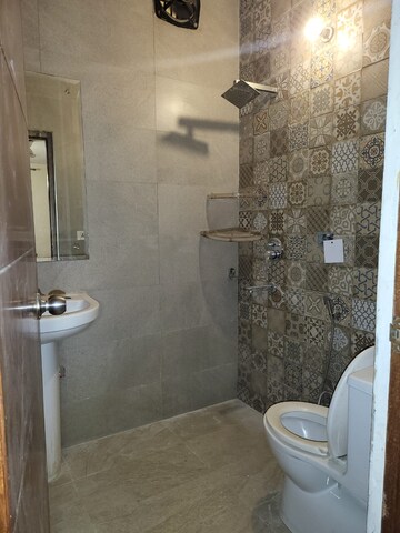 Bathroom in 3 BHK Builder Floor at Ansal Sushant Lok I, Sector 43 – for Rent