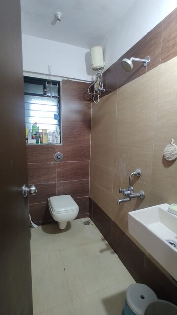 Master Bedroom in 1 BHK Apartment at Lok Bharti, Marol – for Rent