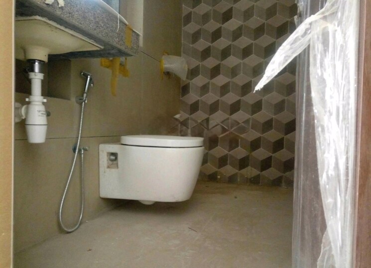 Bathroom, kalpataru-sunrise-grande 3 Bedroom 1500 Sq.Ft. Apartment In Kolshet Road Thane 8876098