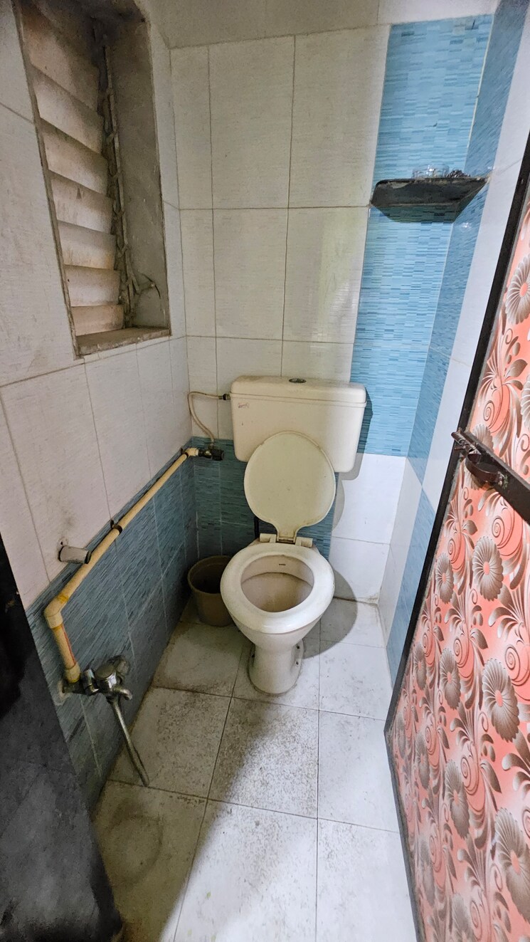 Bathroom, rajguru-chs 1 Bedroom 550 Sq.Ft. Apartment In Dombivli West Thane 8876094