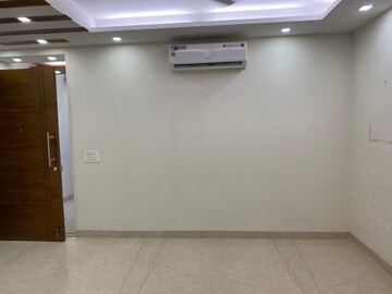 Room in 3 BHK Apartment at Boutique Residential Apartments A-10, Gulmohar Park – for Rent