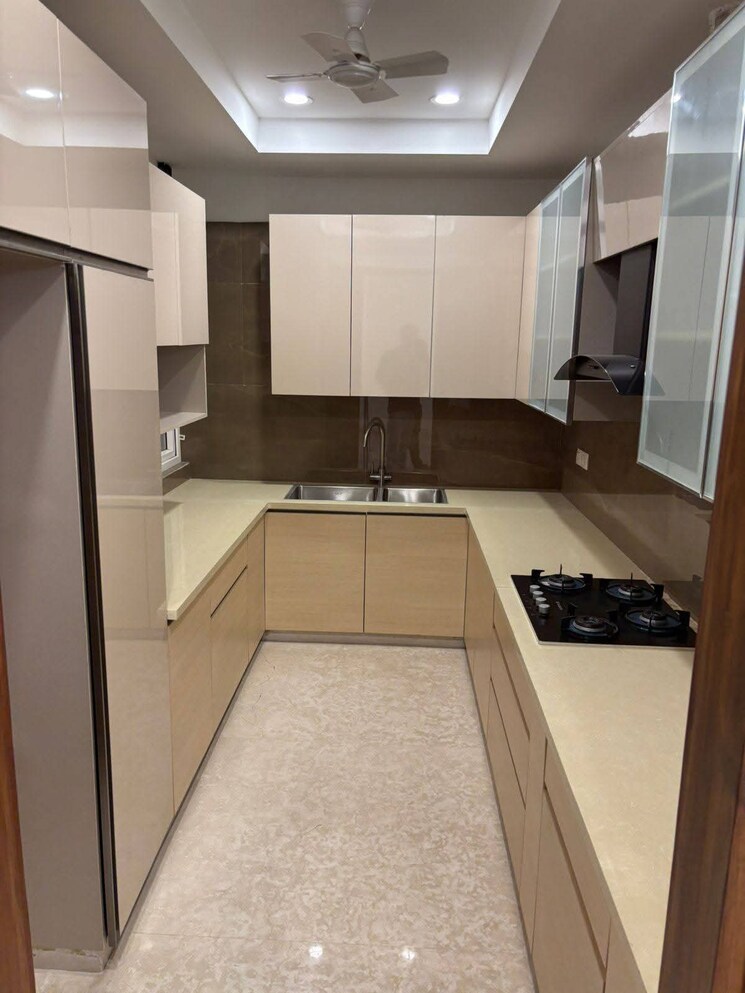 Kitchen, green-wood-city 5 Bedroom 4500 Sq.Ft. Builder Floor In Sector 45 Gurgaon 8876141