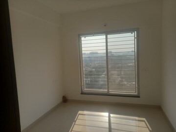 Room in 2 BHK Apartment at Sukhwani Hermosa Casa, Mundhwa – for Rent