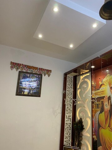 Furnished Amenities in 3.5 BHK Apartment at Kammanahalli – for Sale