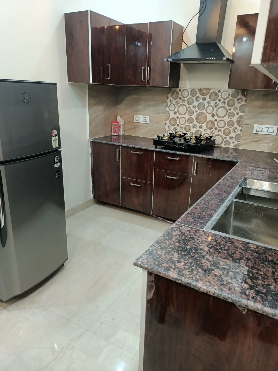 2 BHK Apartment For Rent in Sector 127