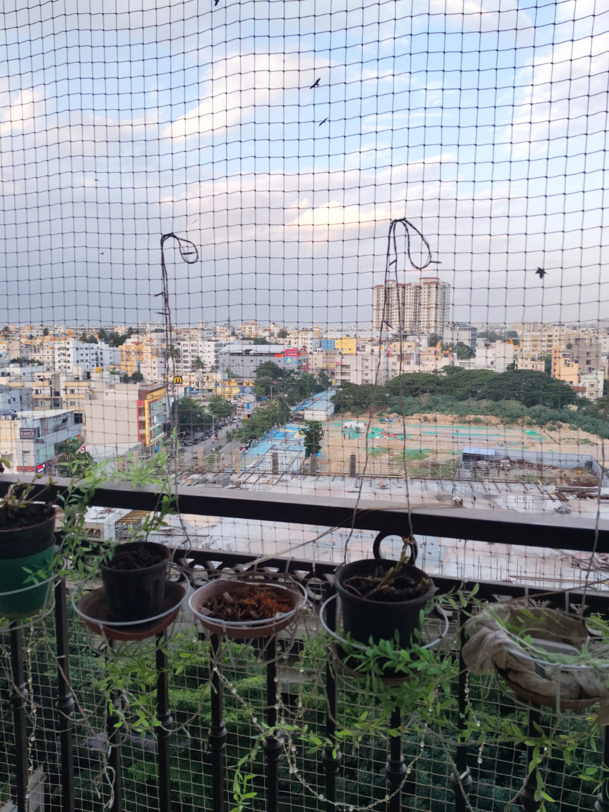 2.5 BHK Apartment For Sale in Hiranandani Hill Crest and Club Meadows