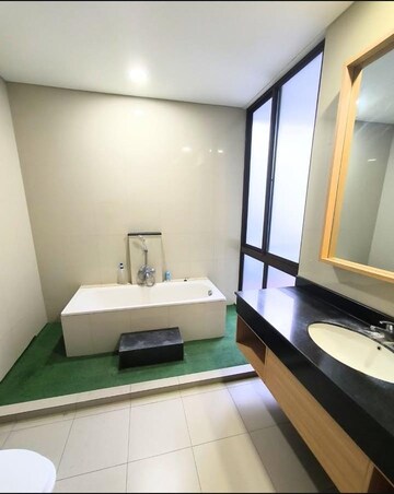 Kitchen in 3 BHK Builder Floor at Sector 35 – for Sale