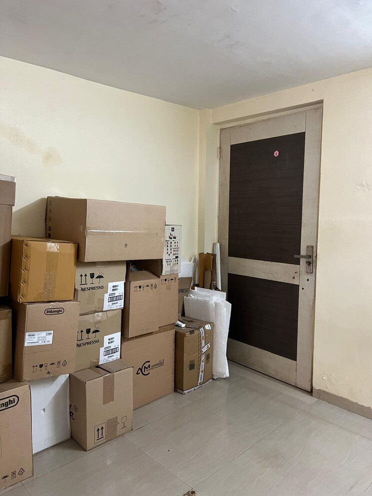 Kitchen, neo-corporate-plaza Commercial Shop 330 Sq.Ft. In Malad West Mumbai 8876320