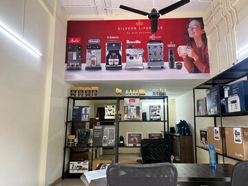  Shop For Sale in Neo Corporate Plaza, Malad West