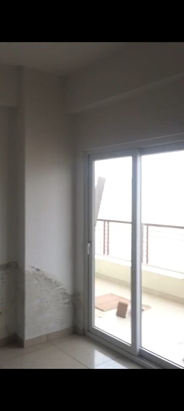 Room in 3 BHK Apartment at Gulshan Ikebana, Sector 143 – for Sale