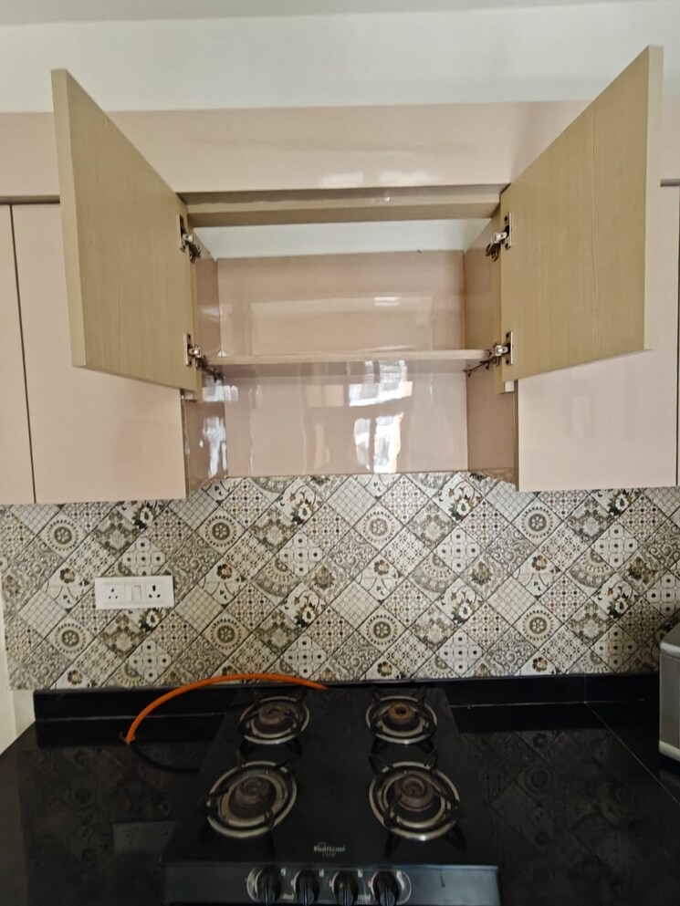 Kitchen, gomti nagar 2 Bedroom 1350 Sq.Ft. Apartment In Gomti Nagar Lucknow 8876375