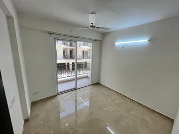 Room in 3 BHK Builder Floor at Signature Global Park 4 and 5, Sohna Sector 36 – for Rent